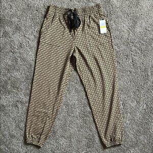 NEW! Michael Kors Logo Jogger Pants with Drawstring.